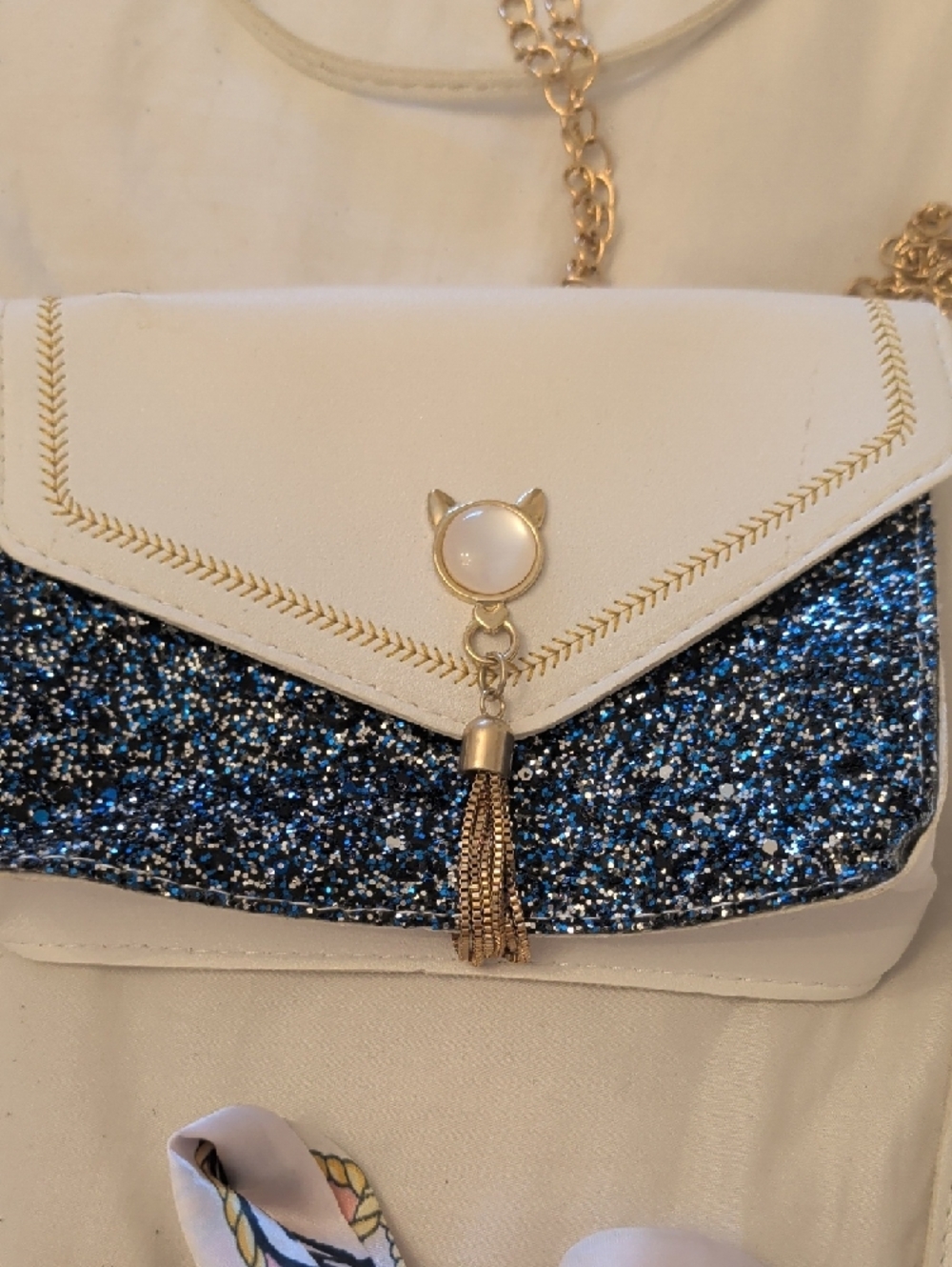 Women's White and Pink Crossbody Bag Set - Fashion Scarf Detail Set Of 3 - Picture 6 of 10